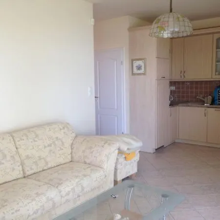 Balatoni Szello Apartman מלון דירות *
